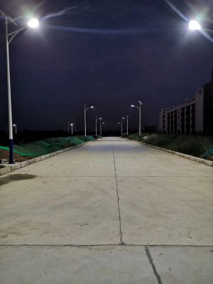 常见的太阳能路灯灯杆一般为多高合适？